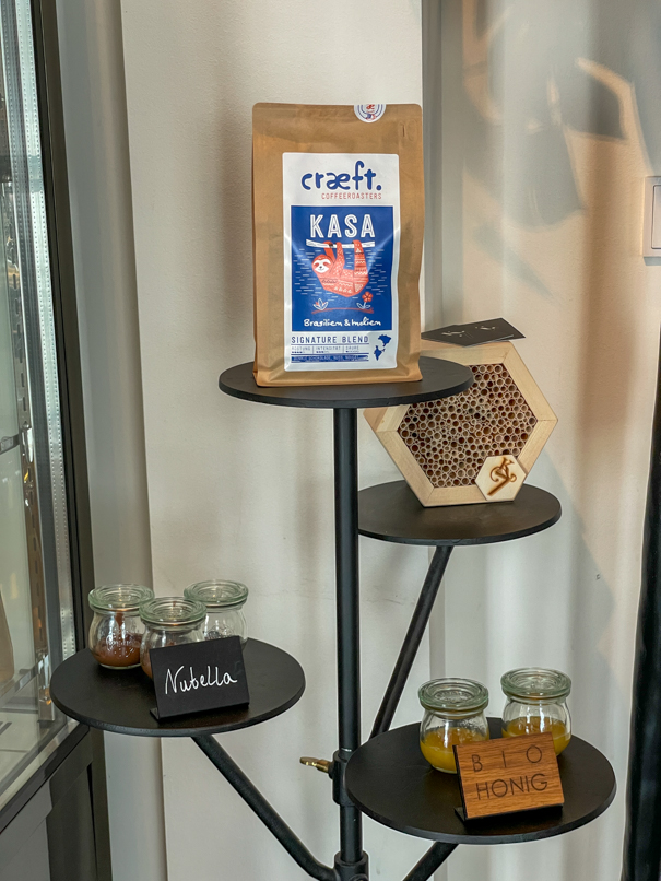 Der Frühstücksbereich im Boutique Hotel K7.
