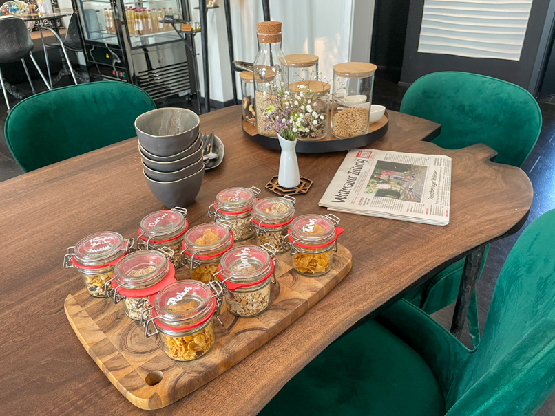 Der Frühstücksbereich im Boutique Hotel K7.