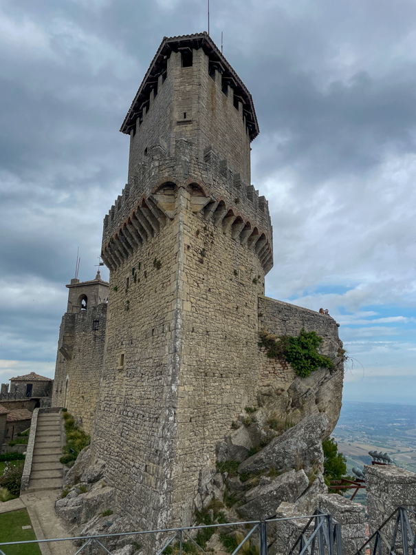 Der erste Turm (Torre Guaita)